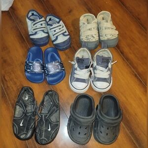 shoes. Boys. 6 pairs. Size 5-6. Nike, Converse. Name brand.
